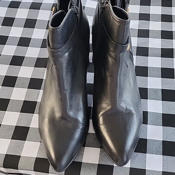 Anne Klein Black Leather Upper Pointed Chelsey I~flex ankle boot Stylish Strap - Picture 16 of 16